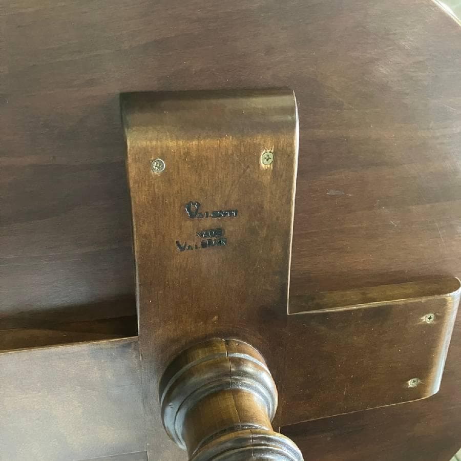 IDC大塚取扱 スペイン製 バロッサバレンティ 猫脚 サイドテーブル クラシカル