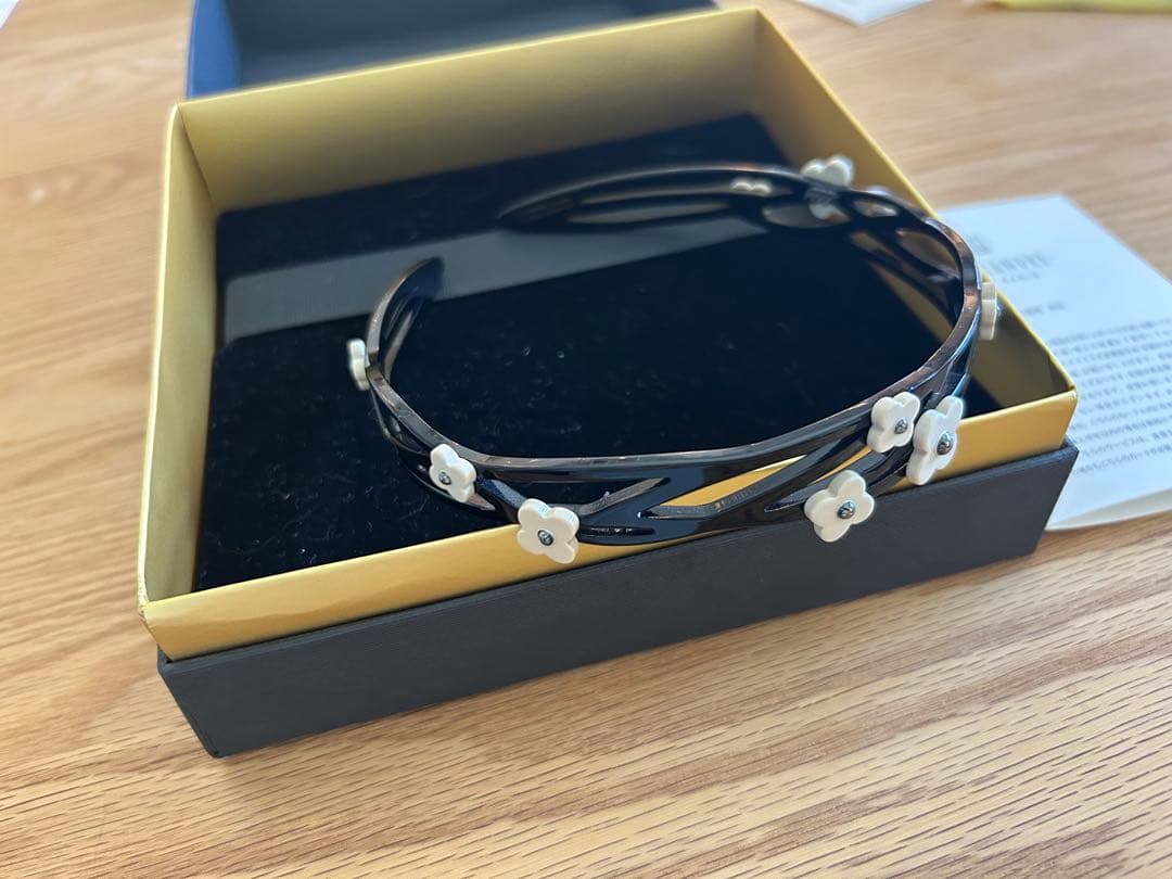 さくらんぼ★さま専用アレクサンドルドゥパリ 花モチーフがかわいい