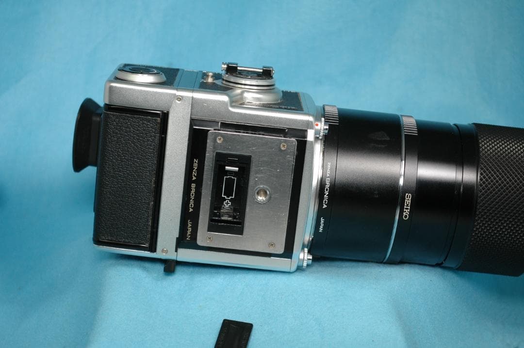 ZENZA BRONICA ETR 《動作品》