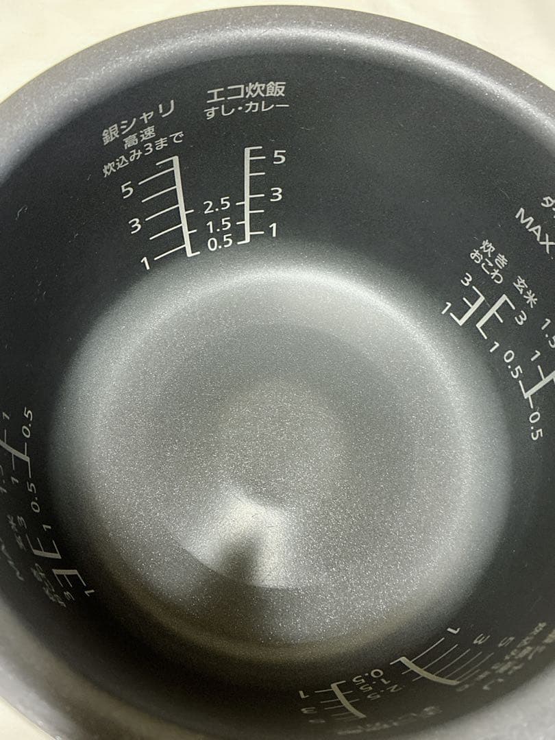 Panasonic おどり炊きSR-MPA101 炊飯器/5.5合　2022年製