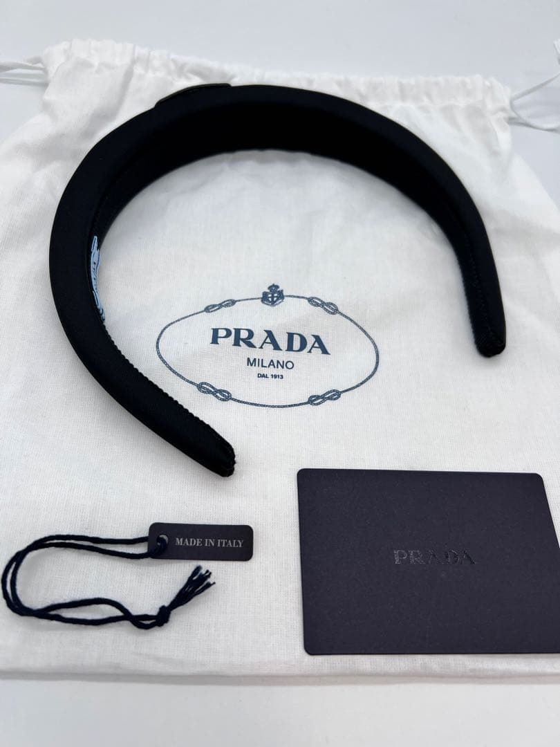 PRADA ブラック ヘアバンド
