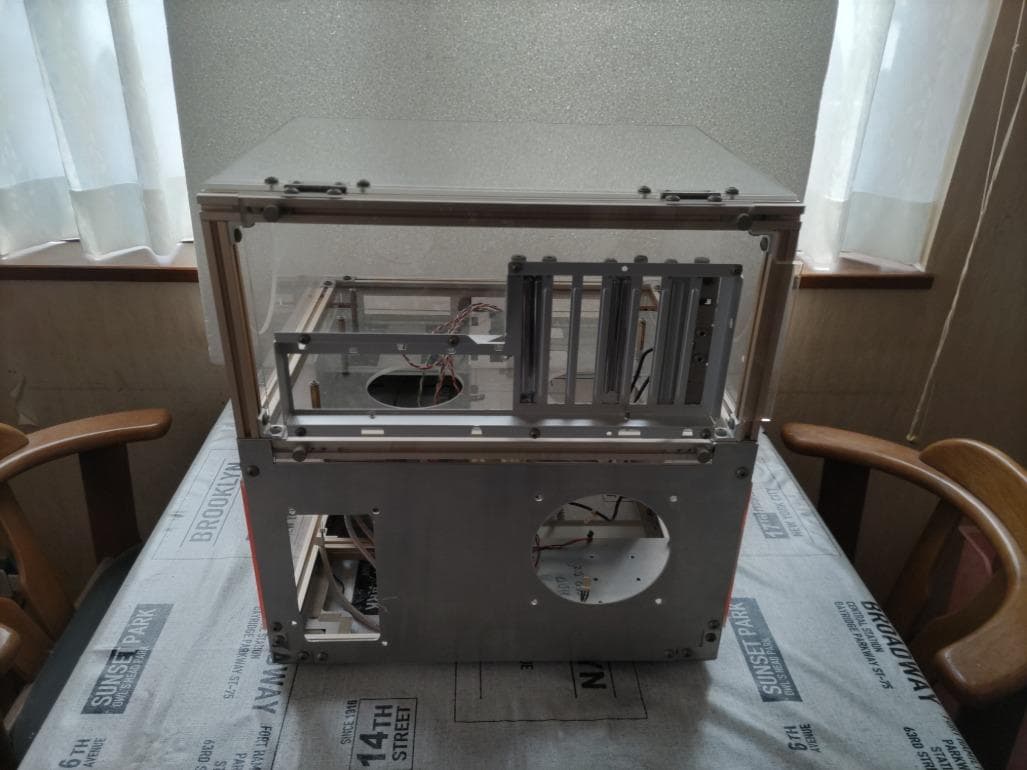 自作ケース　フルオリジナル　ATX　LUBICフレーム　ケースのみ
