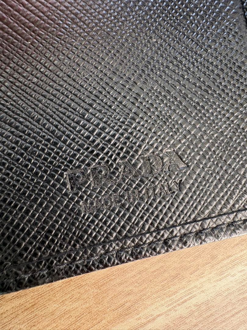 プラダ　三角ロゴ　キーケース　6連