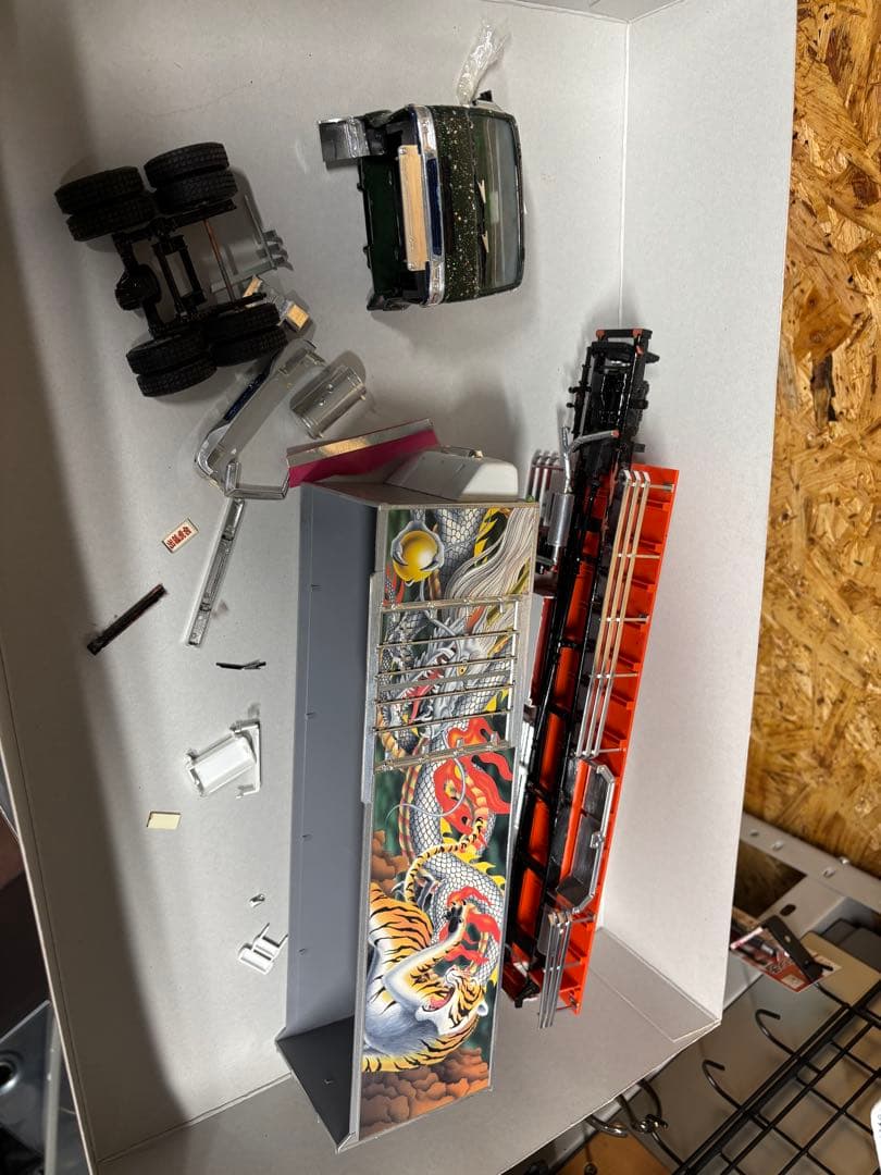 アオシマ　デコトラプラモデル　押田運送　角文観光　おまけ付き　土曜日午前まで出品