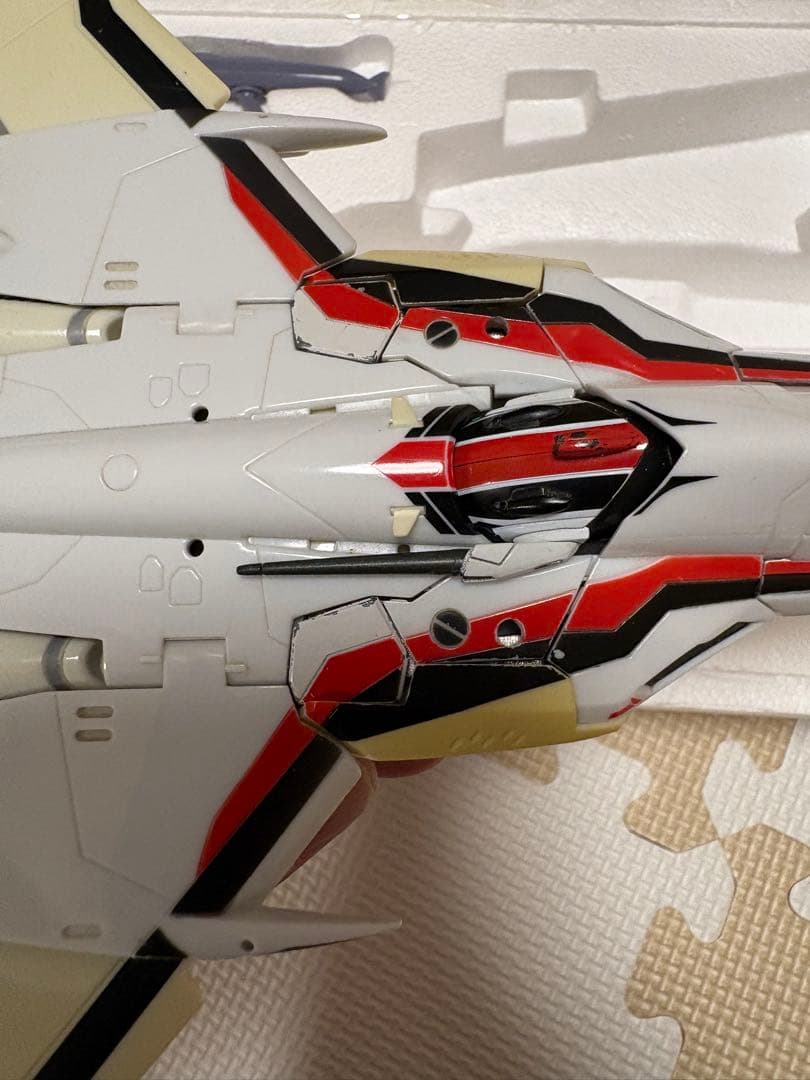 DX超合金　VF-25Fトルネードメサイア（アルト機）　旧バージョン