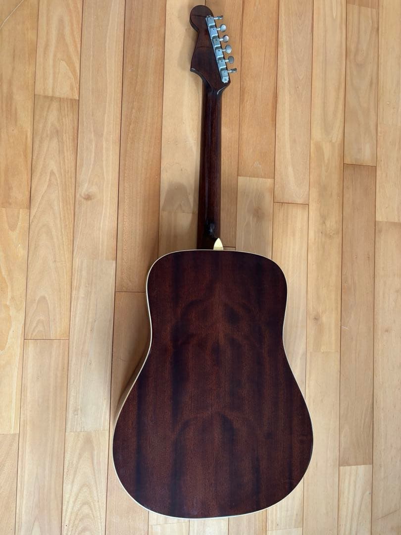 Fender SONORAN S NUT(ハードケース付属)