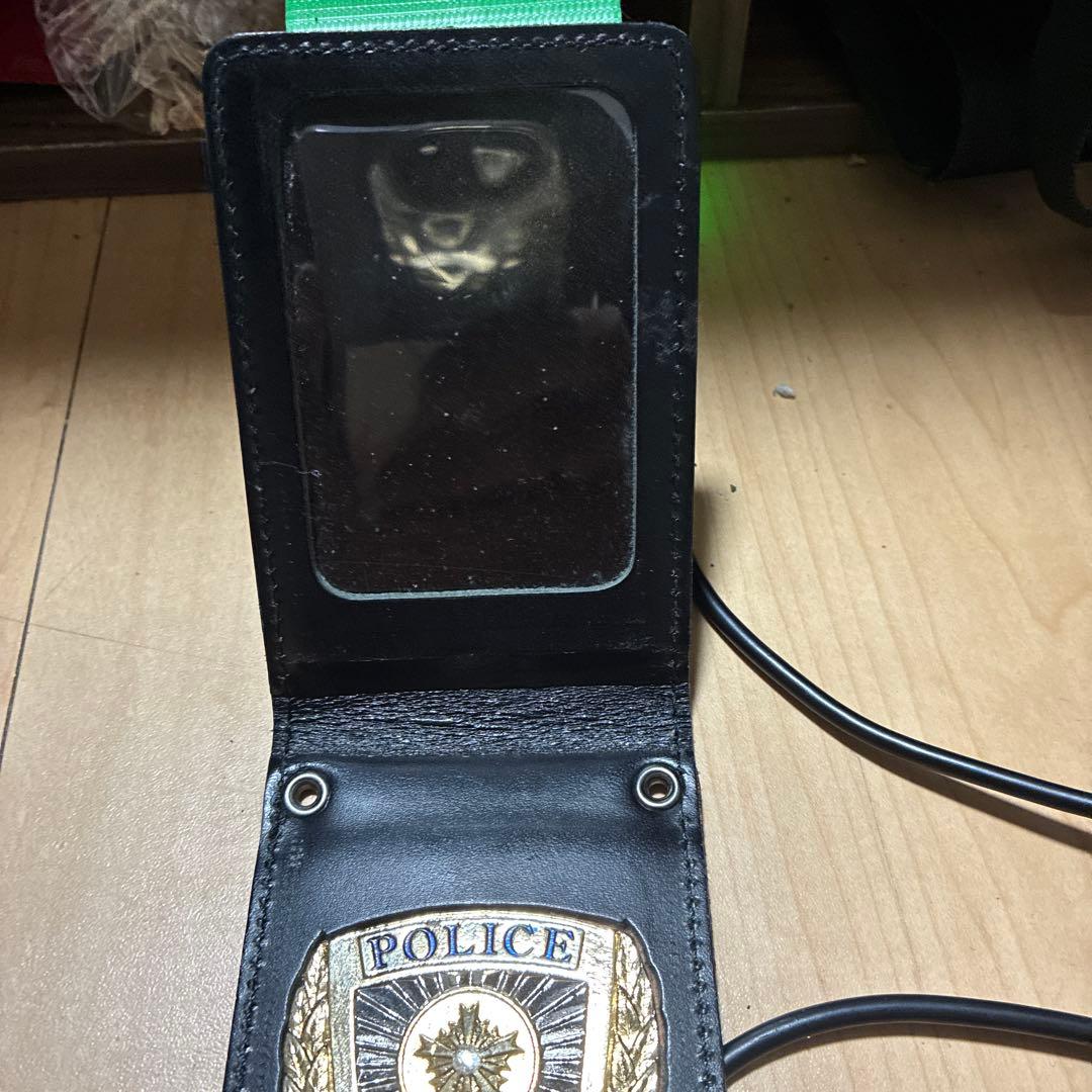 警察手帳レプリカ　小道具・撮影用　廃盤