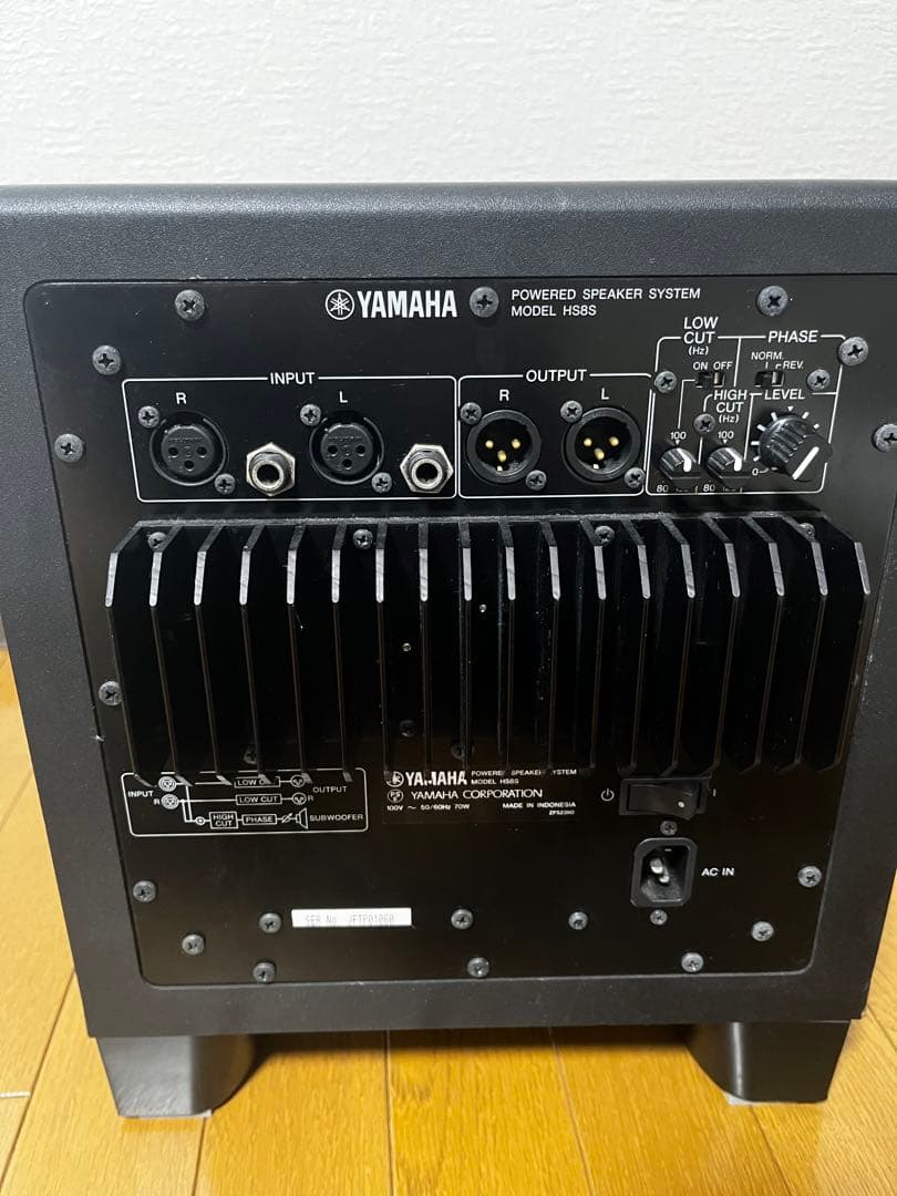 Yamaha HS8 サブウーファー
