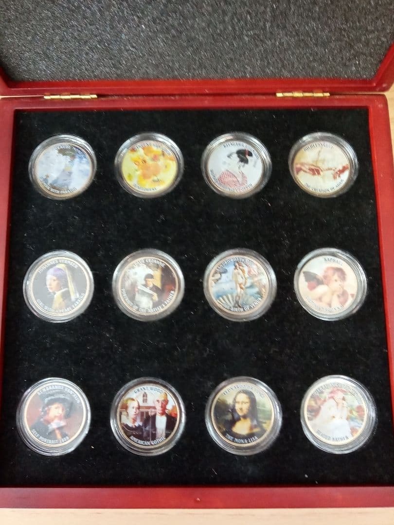 12枚の絵画デザインセット