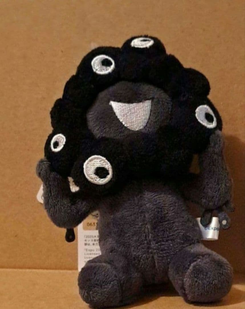 黒ミャクミャク マスコット ミャクミャク カプセルトイメタリックピンク