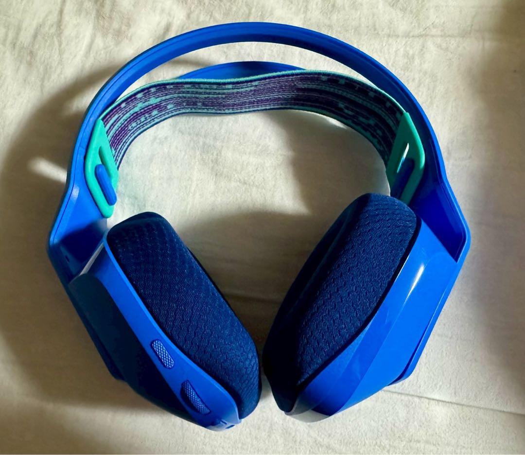 ヘッドホン Logicool G733