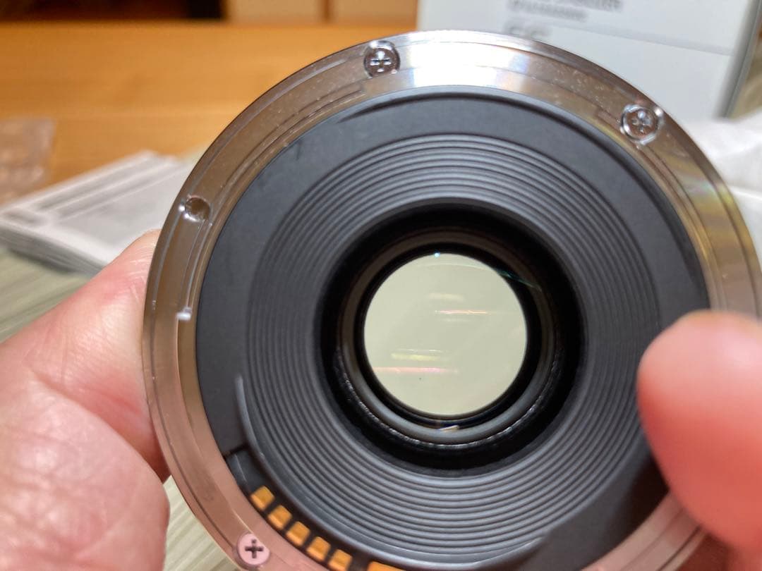 CanonEF28mmF2.8 IS USM PLフィルター、フード、ケース付き