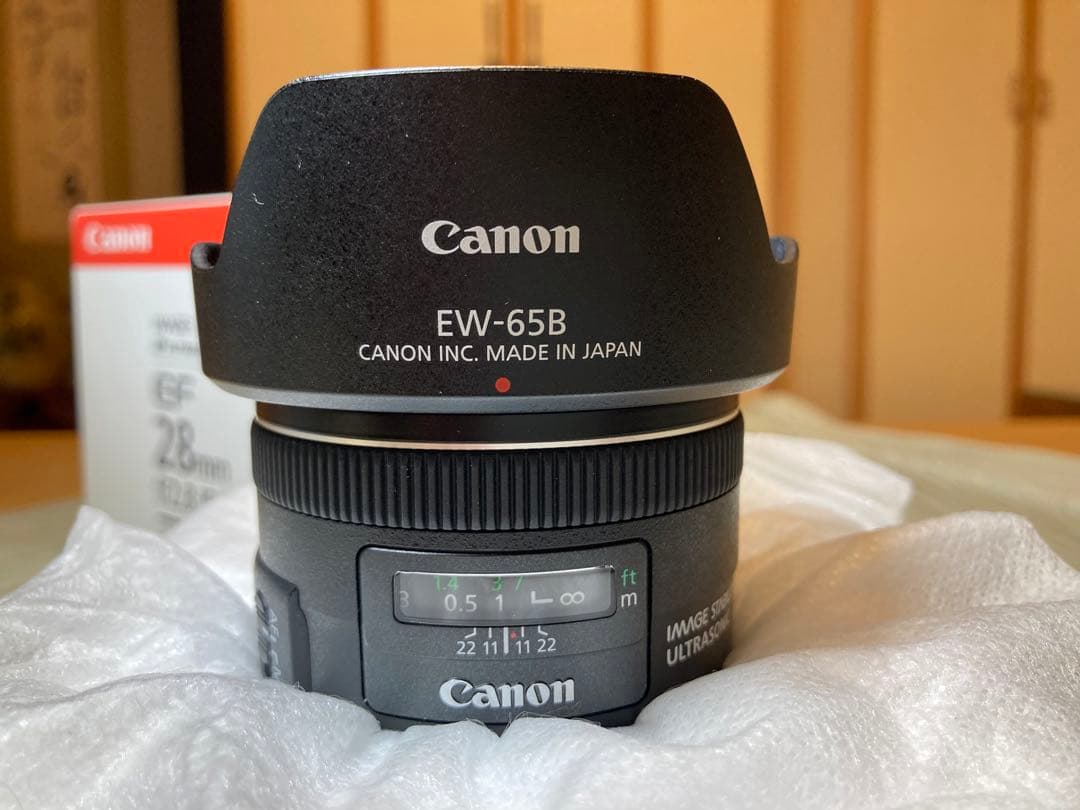 CanonEF28mmF2.8 IS USM PLフィルター、フード、ケース付き