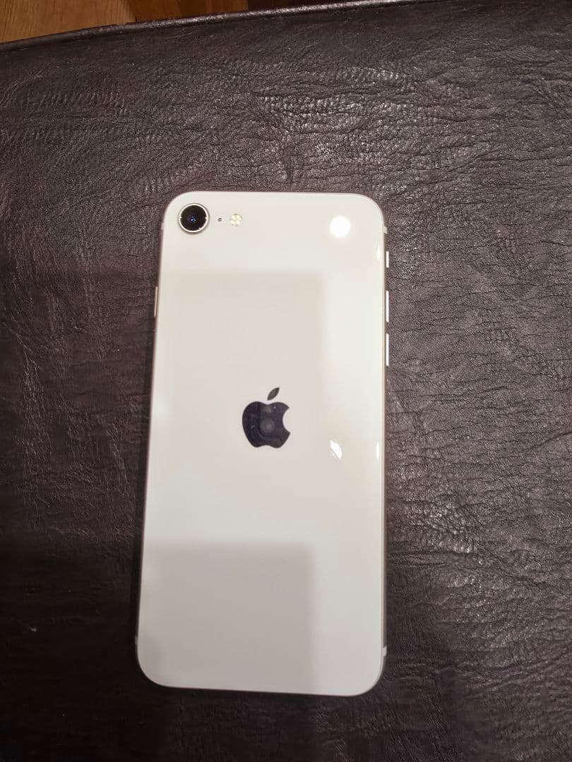 iPhoneSE3 64GB 電池100%SIMフリー