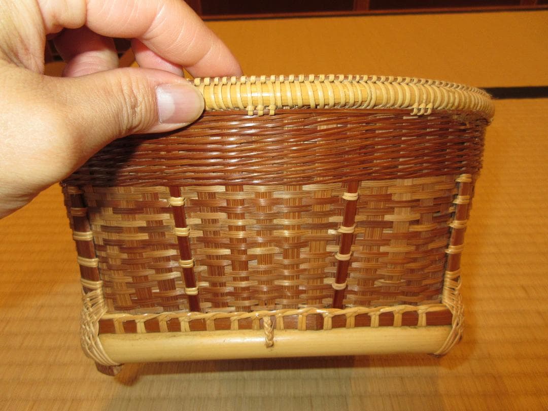 送料込【逢絢亭】茶道具 炭斗 伏見篭 炉用 木製 石田竹美斎 共箱入り