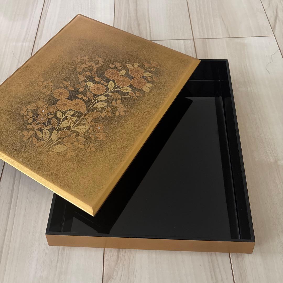 特選 高級木製漆器 金色 花柄