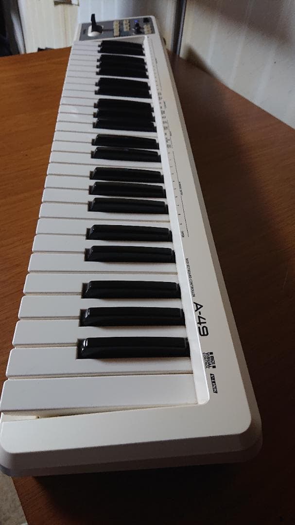 Roland A-49 MIDIコントローラー