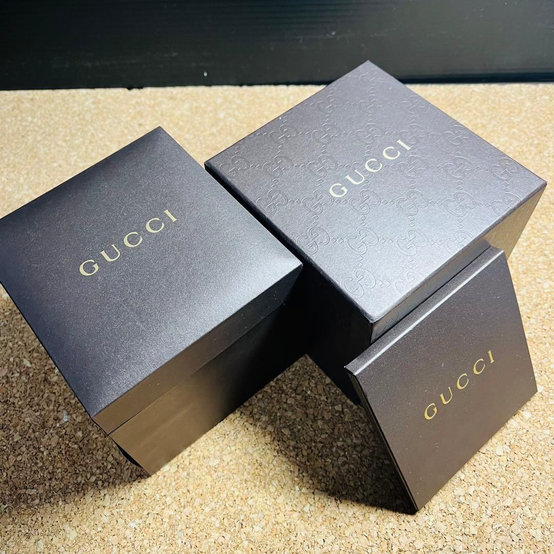 GUCCI Gタイムレス／レクタングル138.4クォーツSS.ブラックフェイス