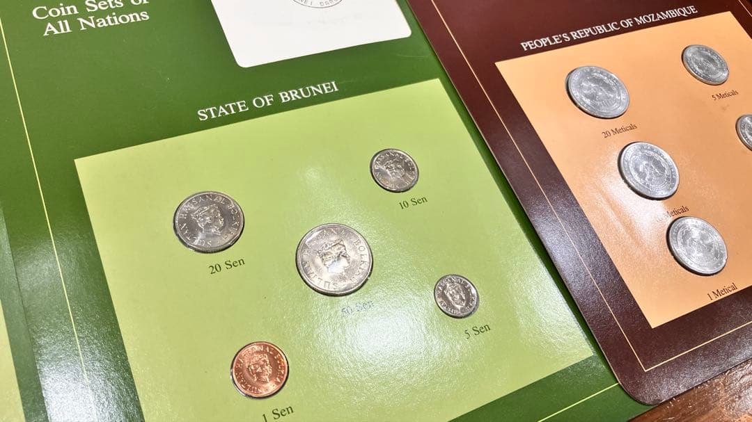 フランクリンミント社 世界の国々の 記念通貨 Ⅰ Ⅲ バラ