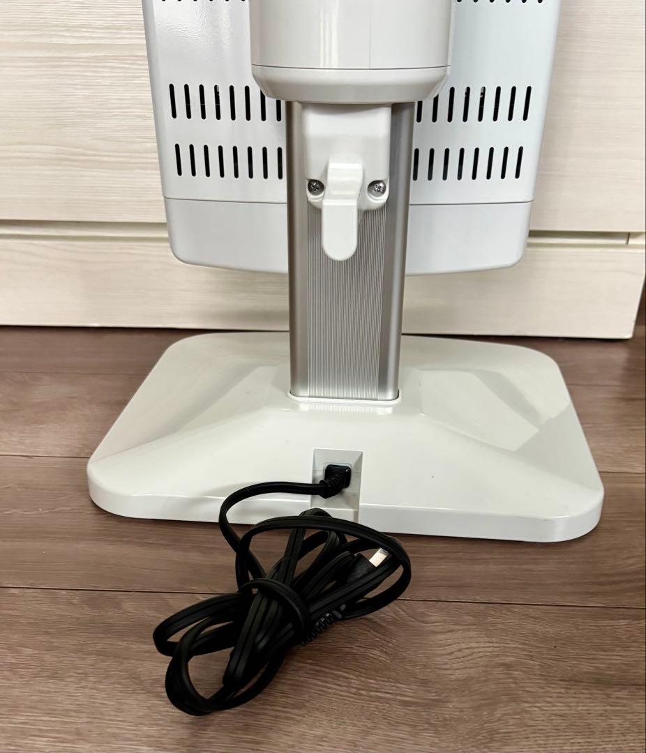 ジャンク品　遠赤外線電気ストーブ 左右首振りAH-1222R 2022年製