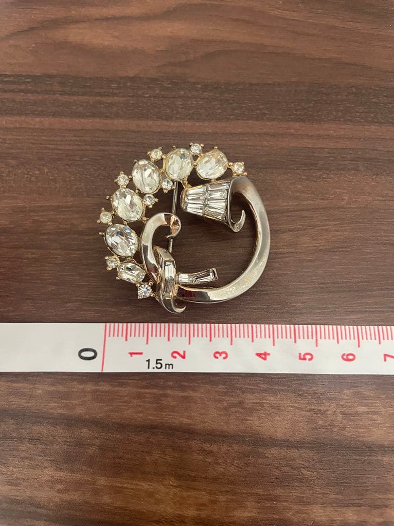 希少　トリファリ　TRIFARI PAT PEND サークル　ブローチ ゴールド