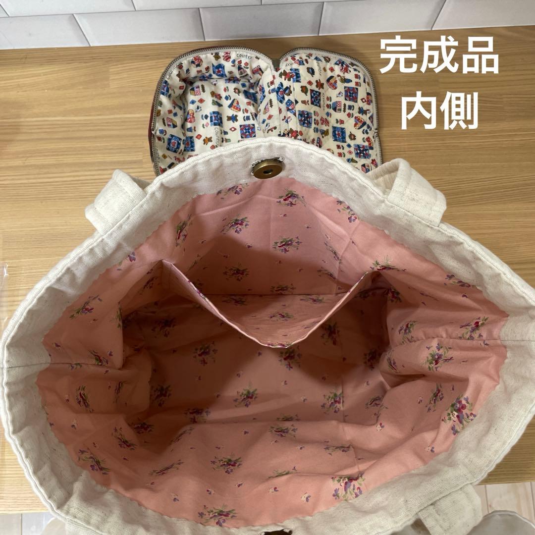 まろ様　オーダーページ　スーちゃんポーチ　トートバッグ　パッチワーク　レディース