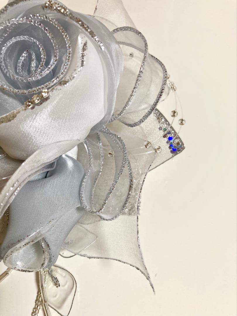 東京ソワール　PETITSOIR コサージュ ブローチ　　シルバー　新品未使用