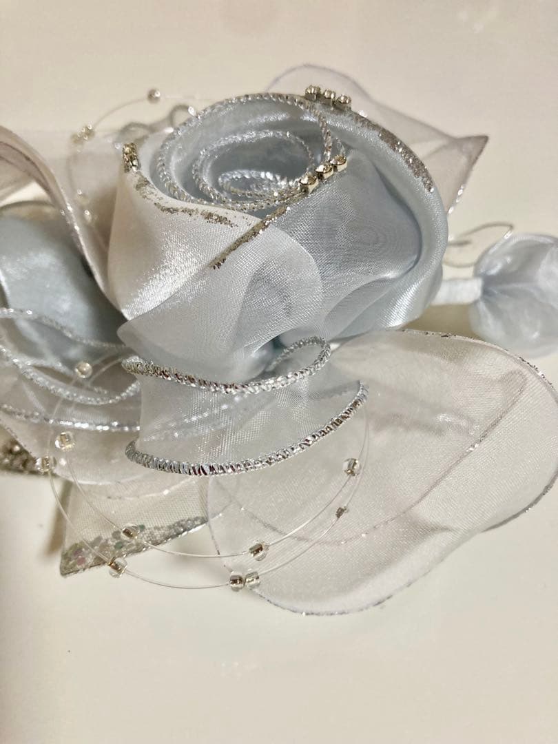 東京ソワール　PETITSOIR コサージュ ブローチ　　シルバー　新品未使用