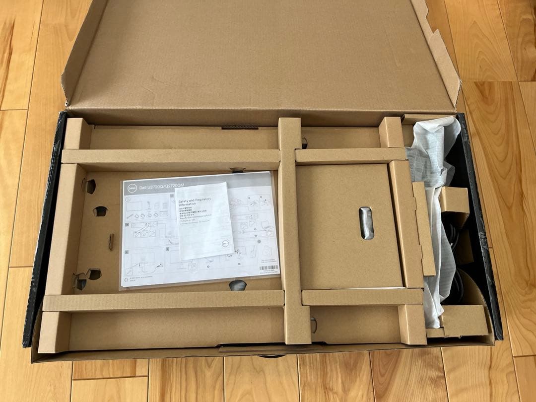 Dell U2720QM 27インチ 4K IPS Display HDR400