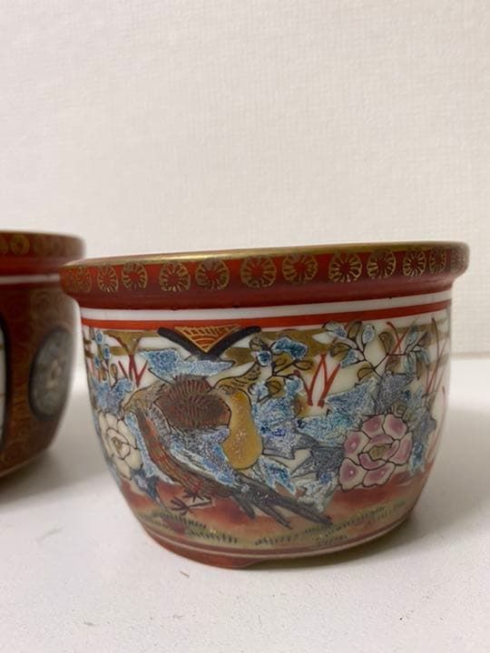 九谷焼≪ 九谷庄三銘 ≫ 金彩赤絵色絵 花鳥・竹林の七賢人図 丸形三足小品植木鉢