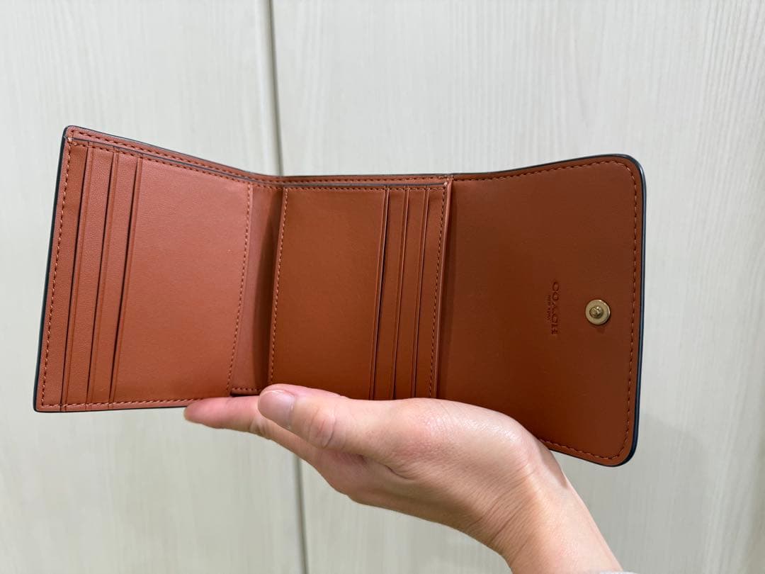 (新品)✨COACH 二つ折り財布 ブラウン レザー