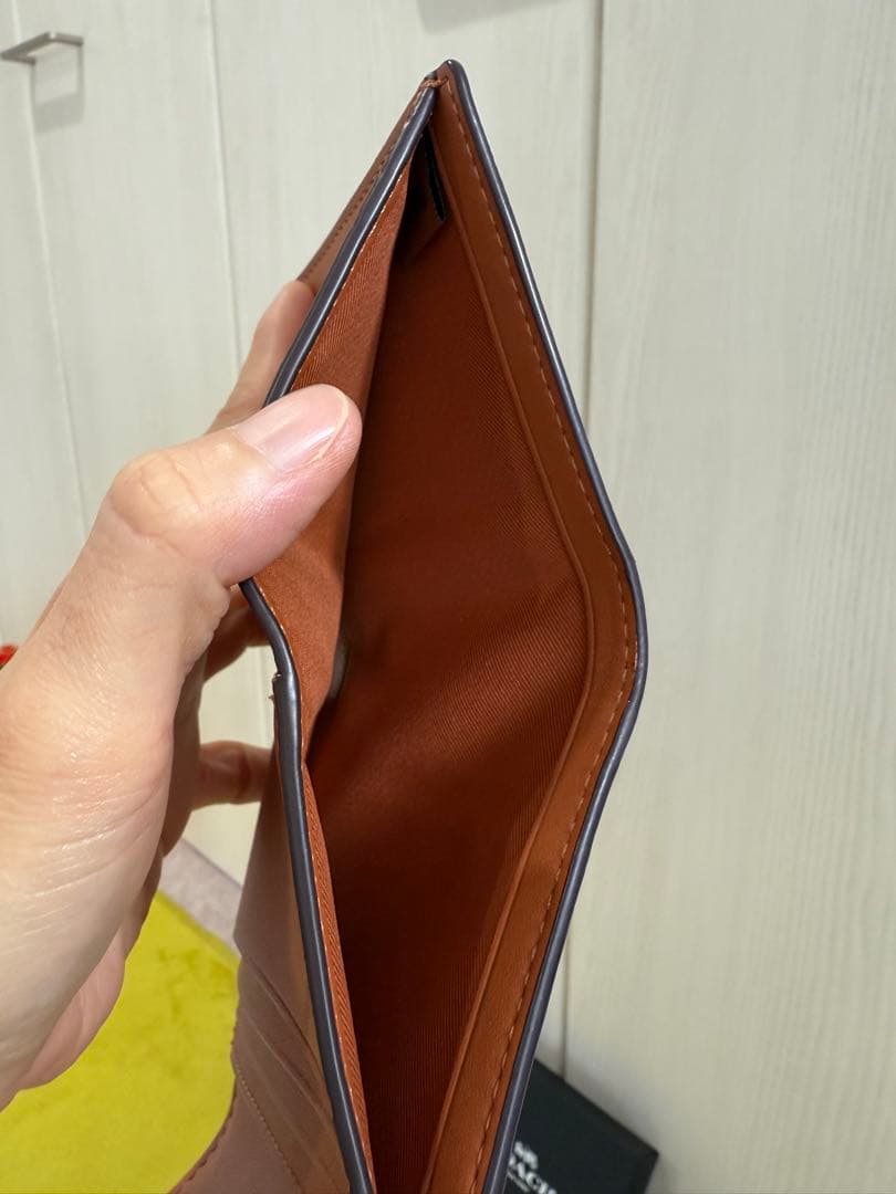 (新品)✨COACH 二つ折り財布 ブラウン レザー