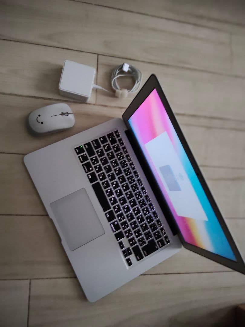 中古 MacBook Air 13 インチ