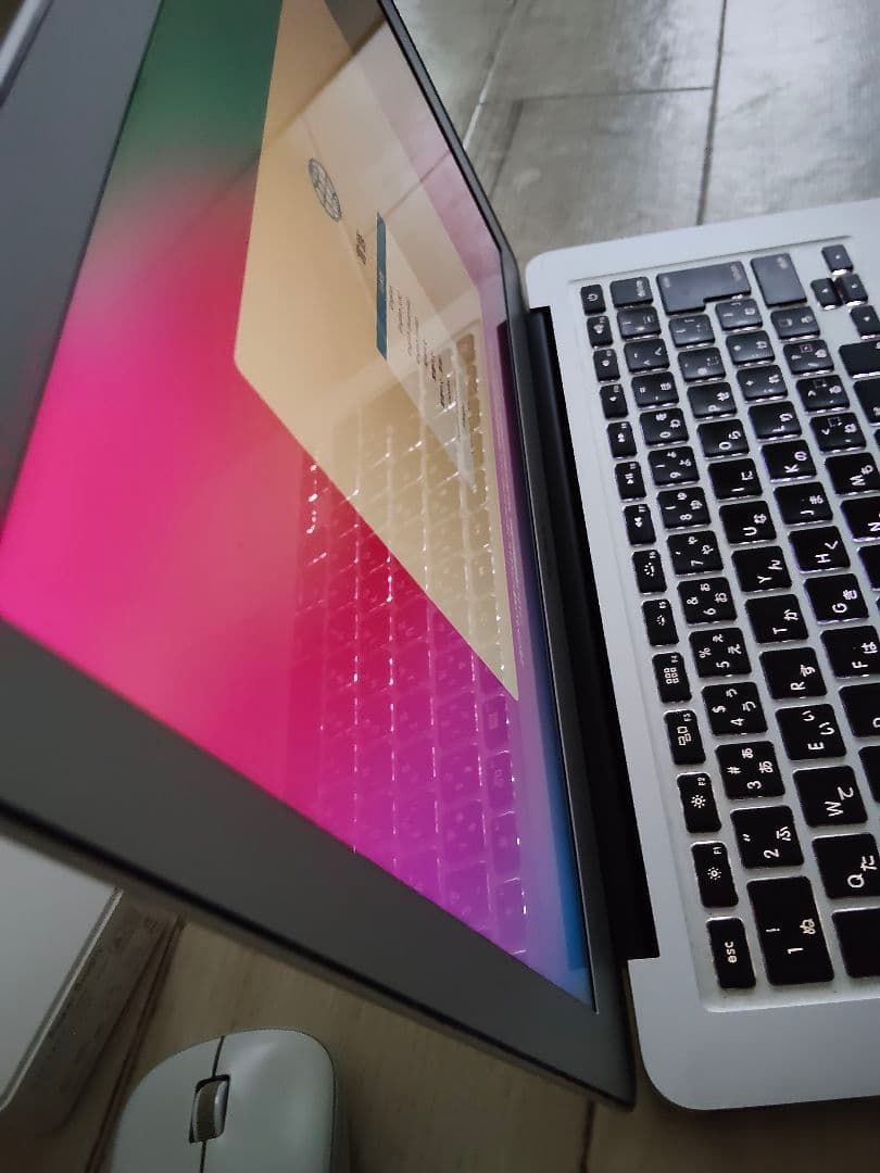 中古 MacBook Air 13 インチ