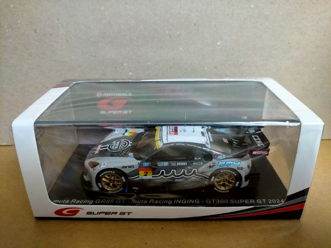 SPARK 1/43 スーパーGT 300 muta GR86 2024