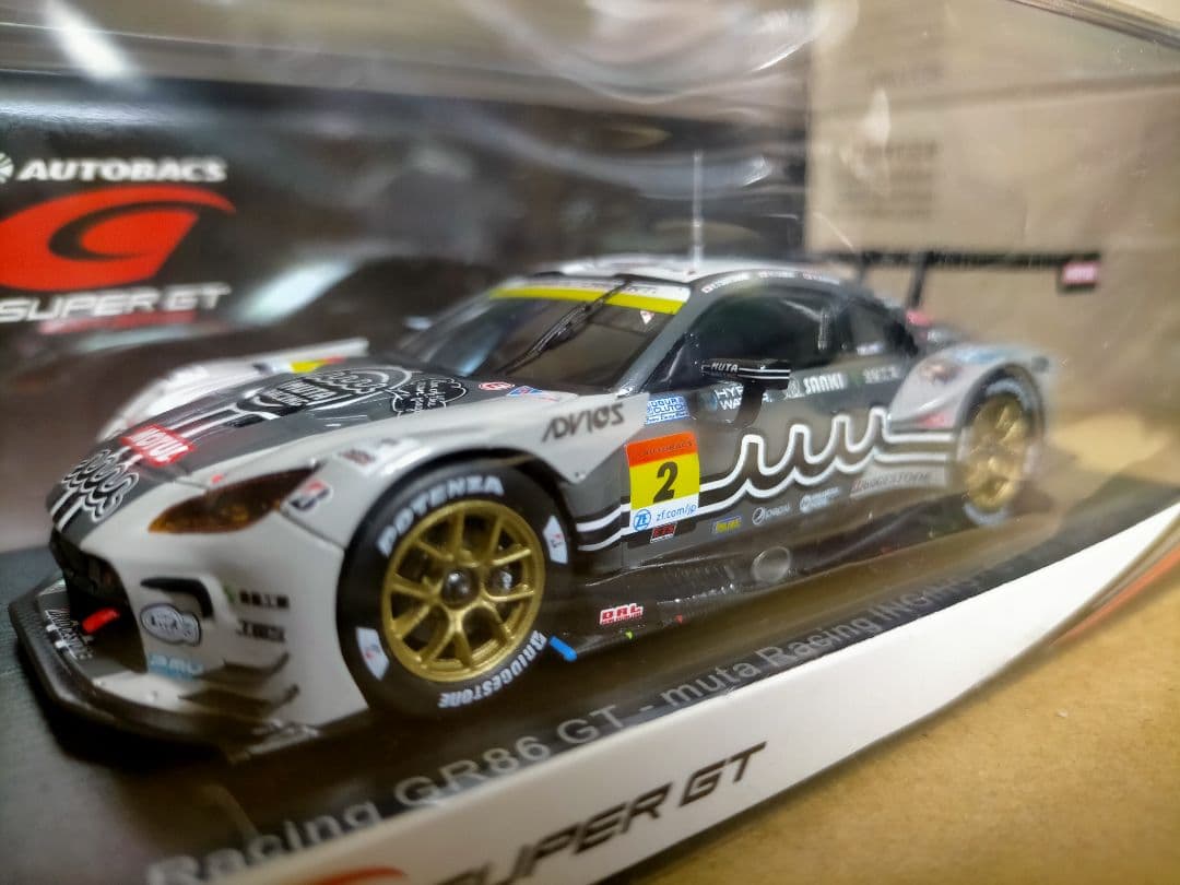 SPARK 1/43 スーパーGT 300 muta GR86 2024