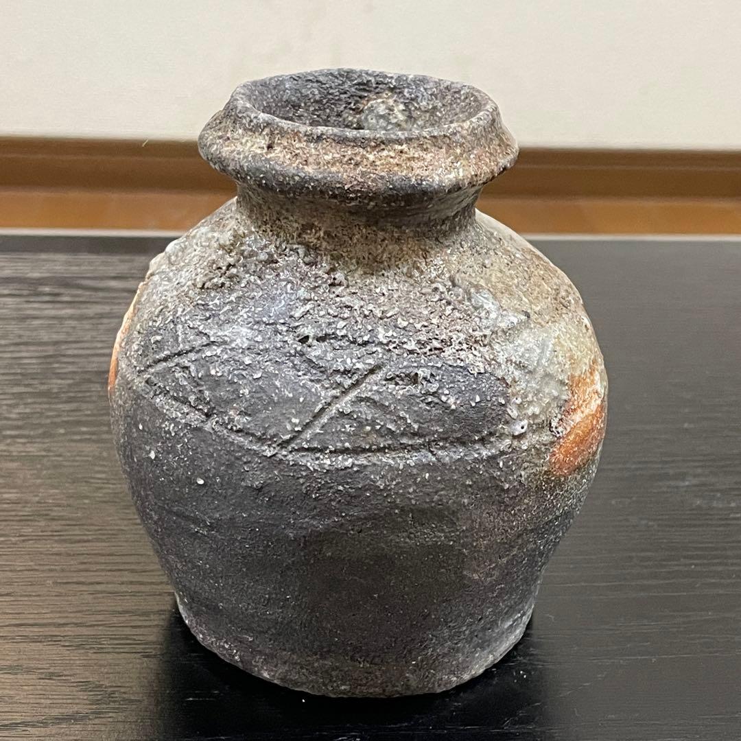 信楽焼　土山窯　杉本睦子作　うずくまる　人気作家　共箱付き