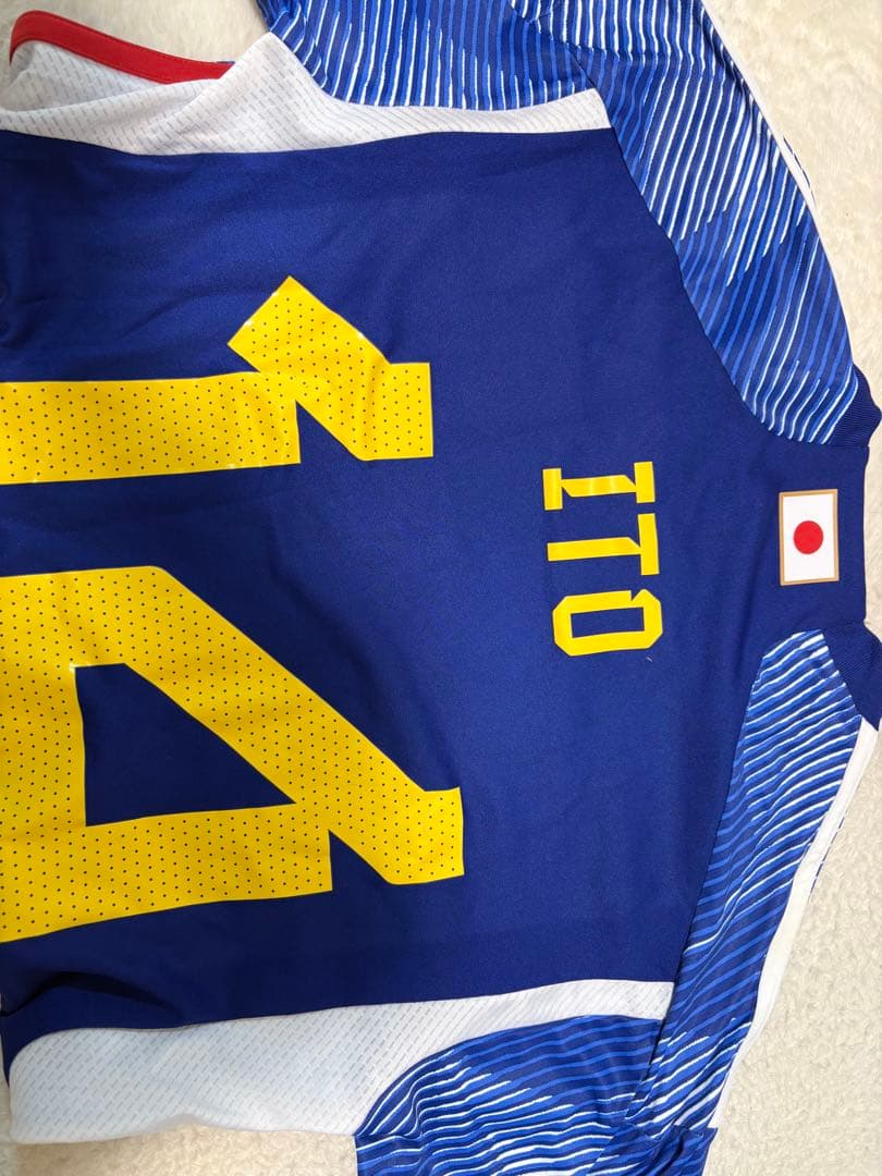 日本代表　伊東純也　オフィシャルユニフォーム