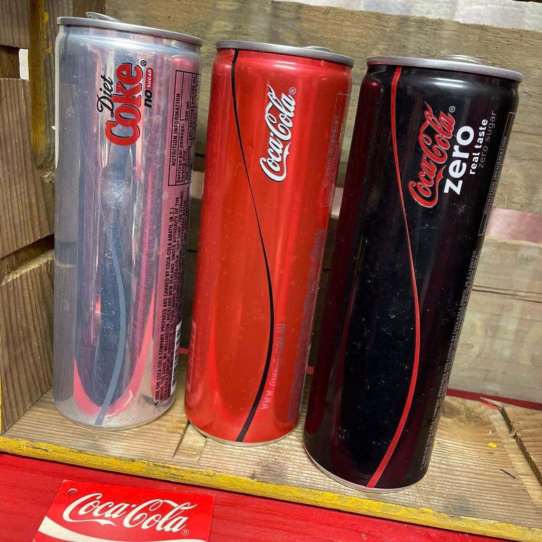 コカコーラ缶　オーストラリア