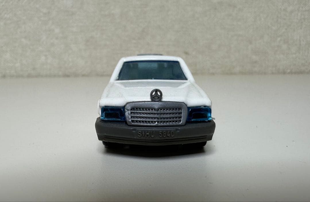 ミニカー MAJORETE LIMOUSINE MERCEDES ECH 1/58