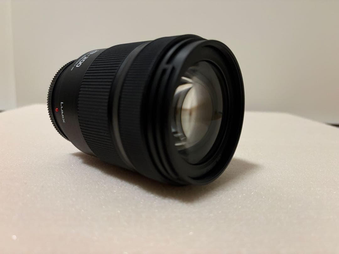 LUMIX S 28-200mm F4-7.1 ズームレンズ