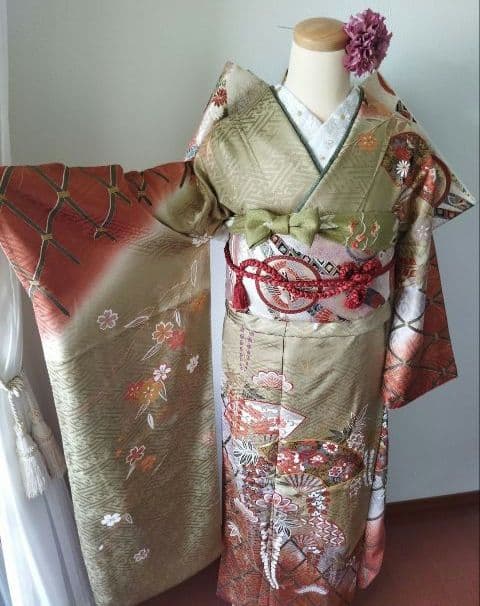ころ様　419.普通〜ゆったり振袖7点セット 　正絹フルセット成人式　やまと