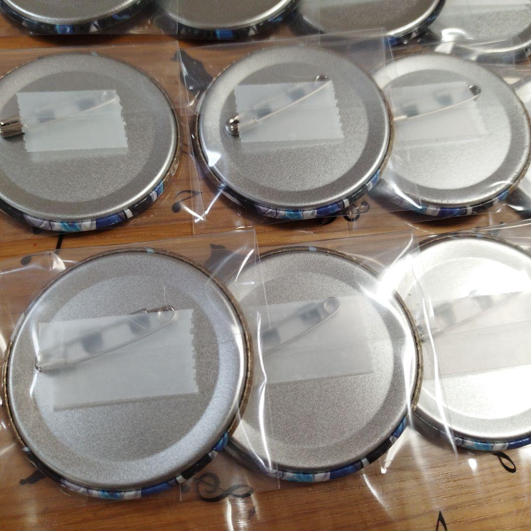 ツイステ 　イデア　缶バッジ　まとめ売り　20個セット　制服　実験着　セット