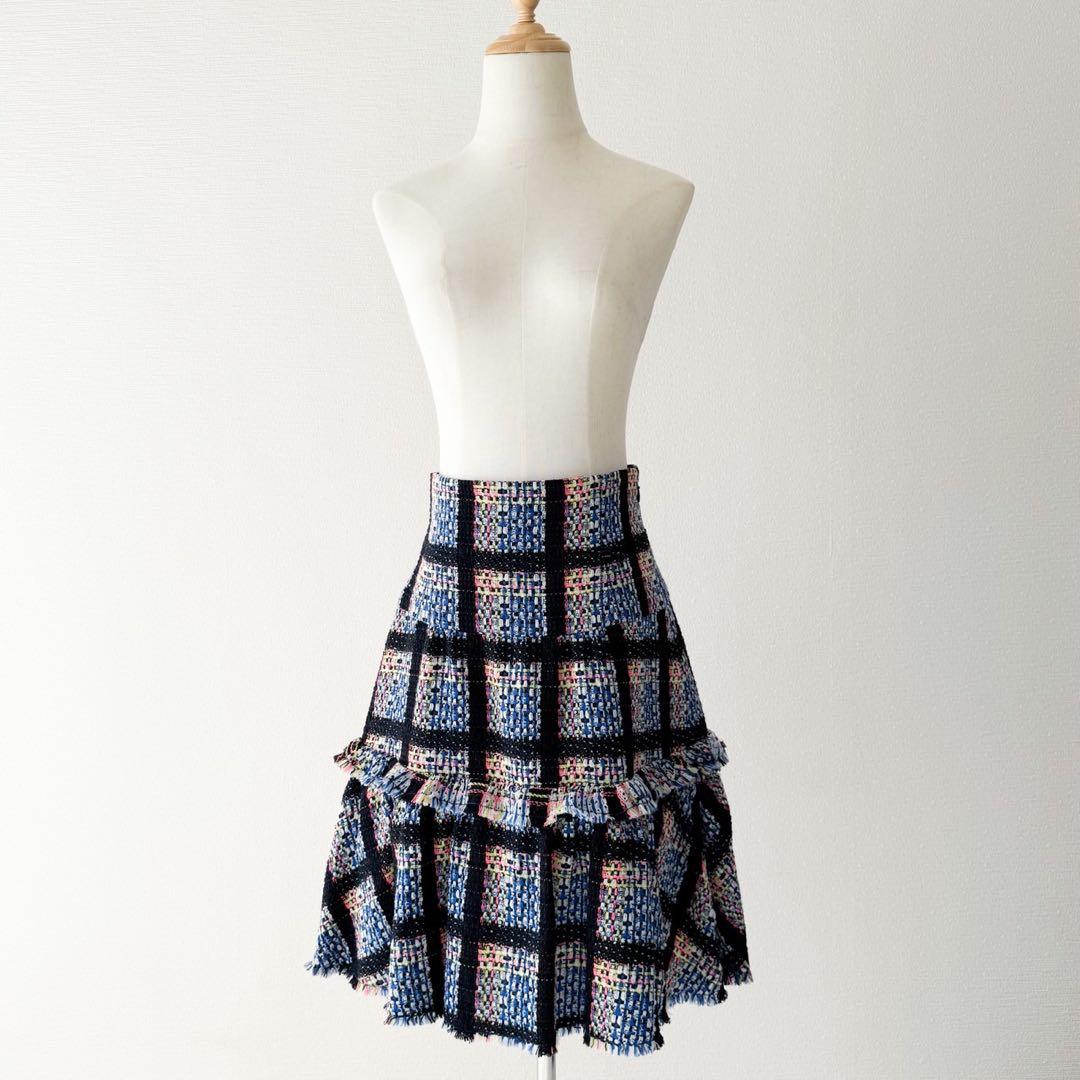 美品 CHANEL 09P ミックスツイードフレアスカート ロゴプレート 42