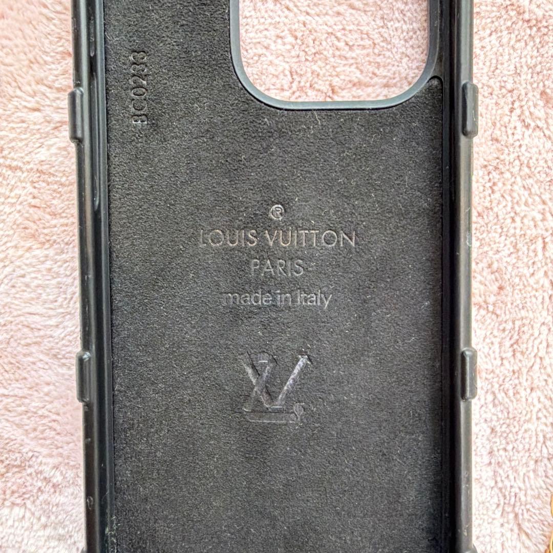 専用です Louis Vuitton iPhone 14Proケース チェーン付