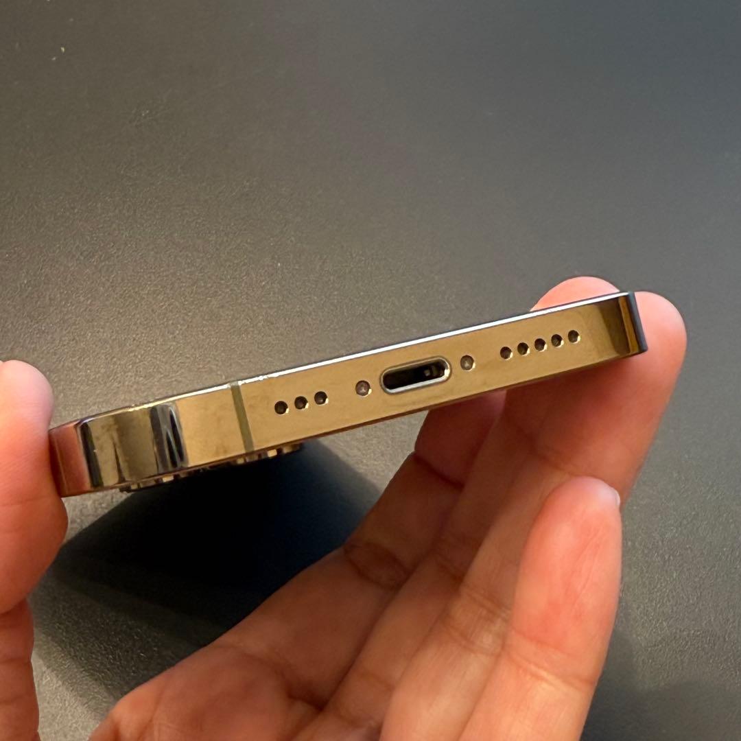 ⭐︎海外版シャッター音なし⭐︎Apple iPhone 14 Pro ゴールド本体