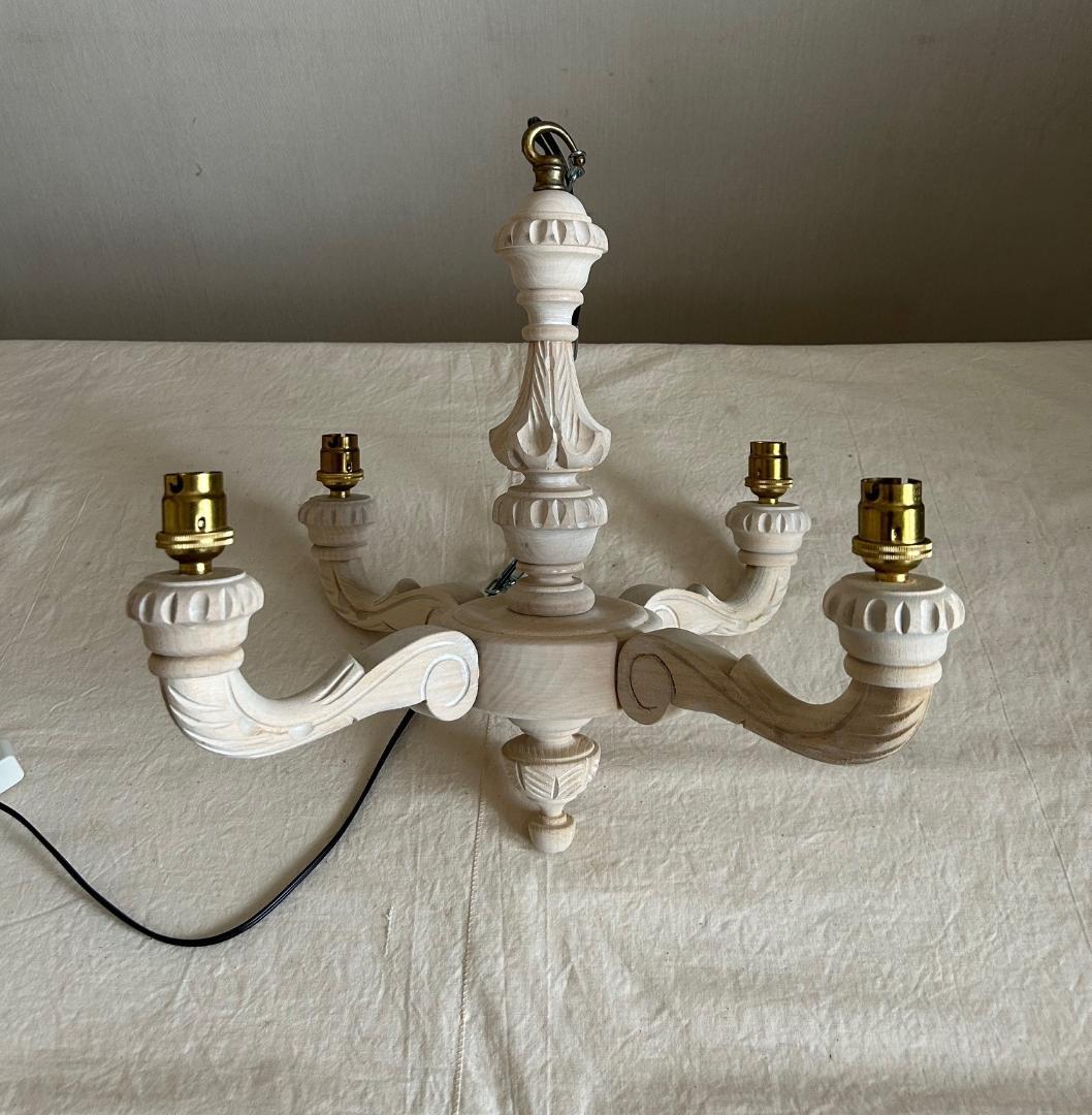 フランスアンティーク　木製シャンデリア　４灯　シャビー　店舗什器