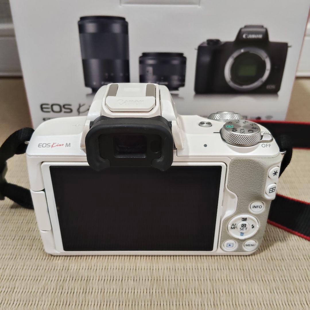 【値下げ中】Canon EOS kiss M ホワイト ダブルズームキット