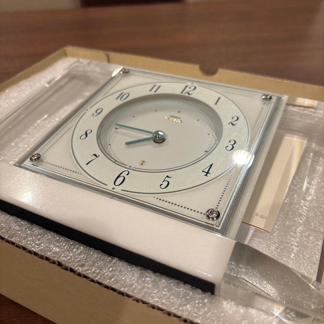美品　セイコーエンブレム 置き時計 [HW564W]