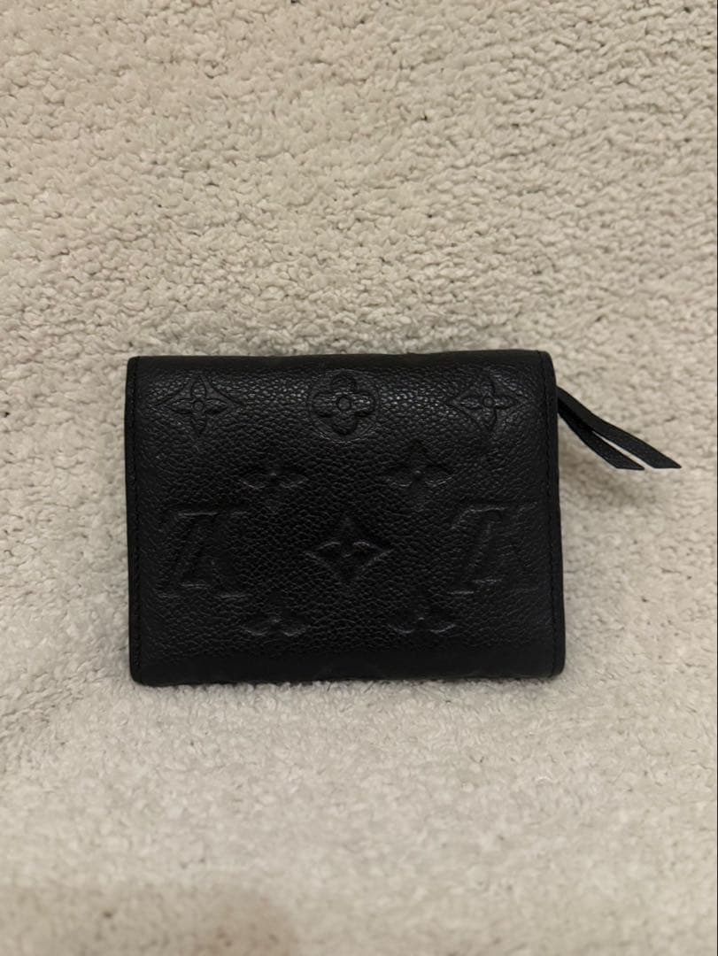 期間限定値下　Louis Vuitton ブラック 三つ折り財布